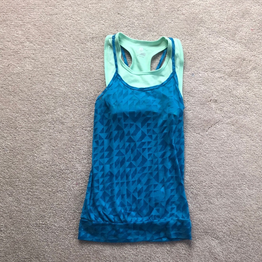 Old Navy girls athletic top